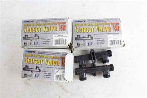 Watts Instant Hot Water Recirculating System Sensor Valve Kit Pieces Property Room
