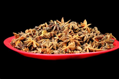 Star Anise In Hindi