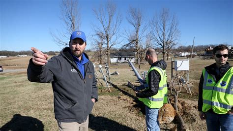 Lincoln NWS meteorologists lend a hand in surveying KY tornado damage