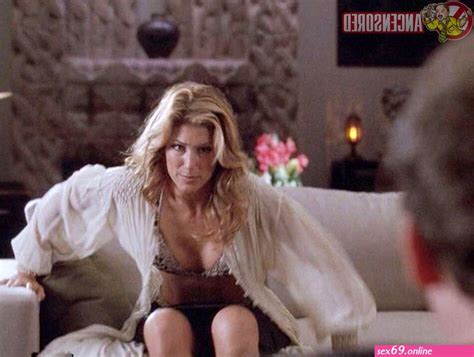 Jennifer Esposito Nude Sexy Photos