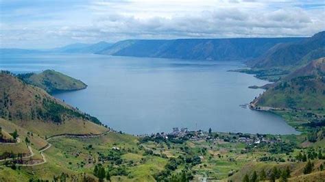 Tiga Masalah Utama Pengembangan Pariwisata Danau Toba Bisnis Liputan