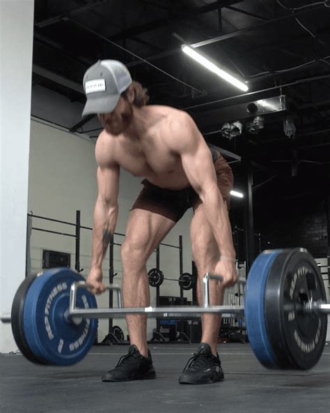 Trap Bar Romanian Deadlift: Benefits, How-To – FitDominium