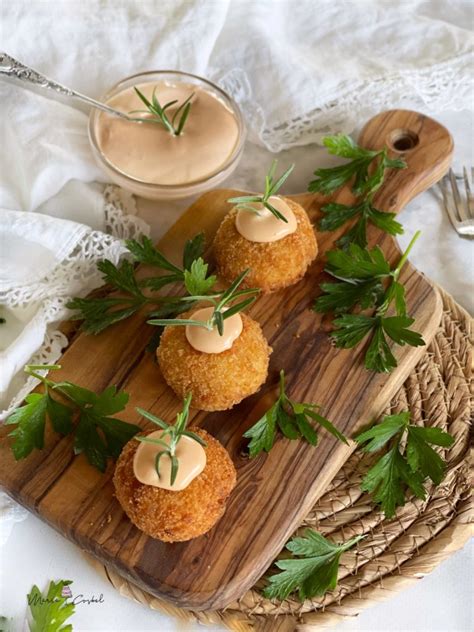 CROQUETAS SÚPER CREMOSAS DE POLLO RUSTIDO Y JAMÓN Maria Cosbel