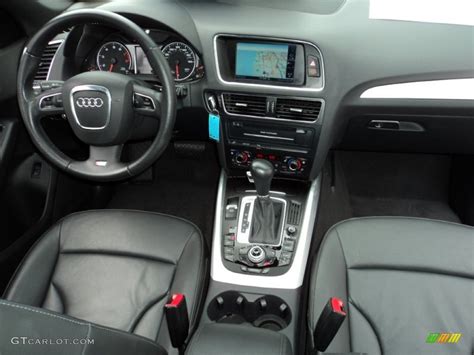 2010 Audi Q5 3.2 quattro Black Dashboard Photo #50321571 | GTCarLot.com