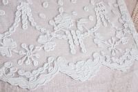 Scheibengardine Manon Mit Spitze Und Im Romantischen Shabby Chic Stil