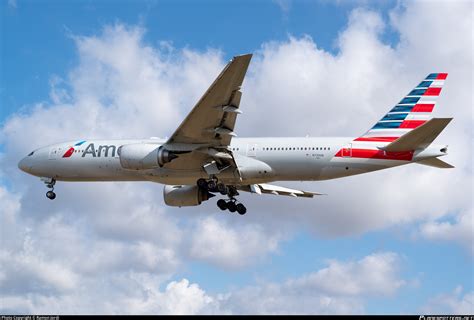 N799AN American Airlines Boeing 777 223 ER Photo By Ramon Jordi ID