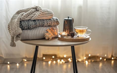 Cozy Autumn Decor: The 3 Easiest Ways To Instantly Make Your Home Cozy - EverLineArt