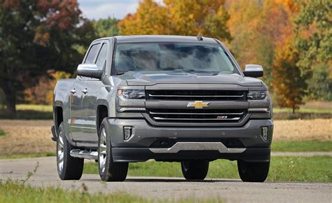 2017 Chevrolet Silverado 1500 Review Car And Driver