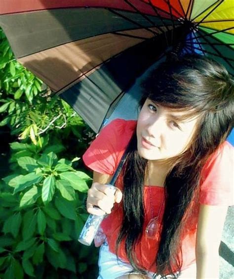 Tiểu sử Phương Ly Từ cô hot girl ăn chơi làm mẹ đơn thân tuổi đến nữ ca sĩ kín tiếng