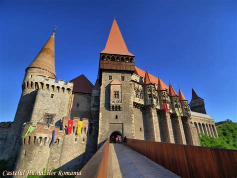 Hunyad Castle Transylvania Romania european castles - Romania Wallpaper ...