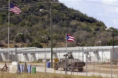 Estación Naval en la Bahía de Guantánamo (United States Naval Station ...