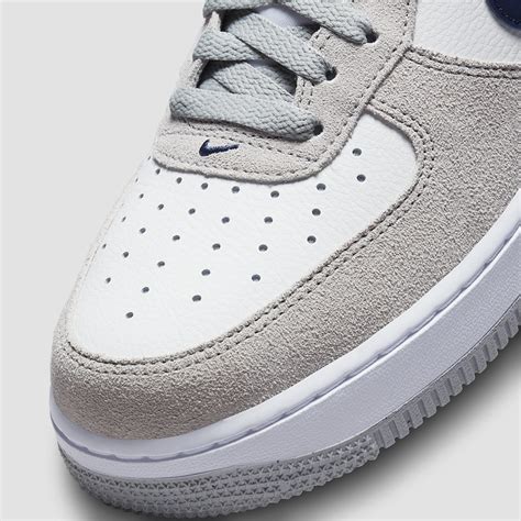 Nike Air Force 1 07ナイキ エア フォース 1 07 Lt Smoke Grey Midnight Navy Summit White Fd9748 001 スニーカーラボ