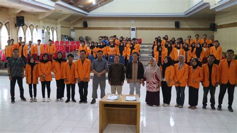 Dekan Fst Lantik Pengurus Bem Dan Dpm Hasil Pemira Universitas Jambi