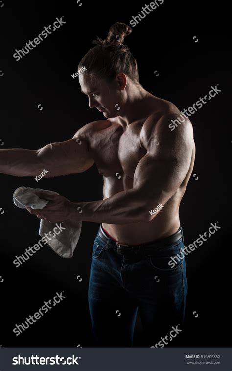 Naked Torso Male Bodybuilder Athlete Towel Stock Photo Shutterstock