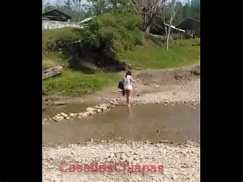Esposa mostrando tanga en un río de Altamirano chiapas XVIDEOS