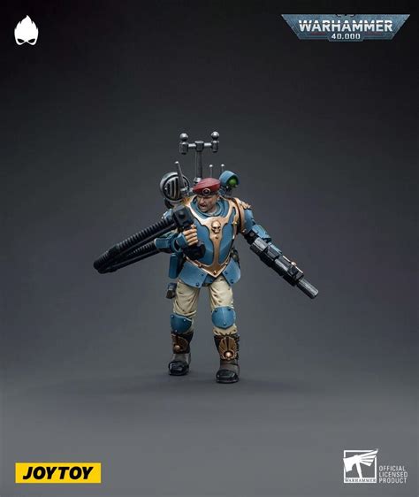 Joytoy Warhammer 40k Action Figure 118 Scale Astra Militarum