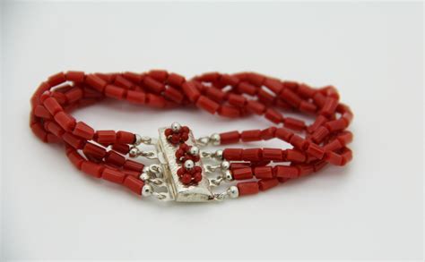 Bracelet En Corail Rouge Corse Certifi Er Choix Bf Bracelet