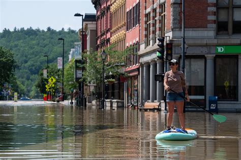 Vidéos États Unis des inondations historiques dans le Nord Est