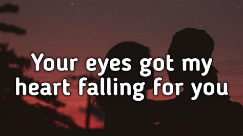 Your eyes got my heart falling for you- Barney Sku (Lyrics video) Acordes - Chordify