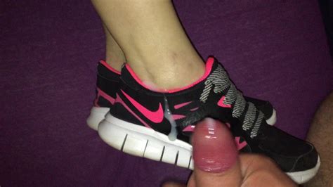 Nike Free Run 2 0 Shoejob Cumshot European Porn XHamster