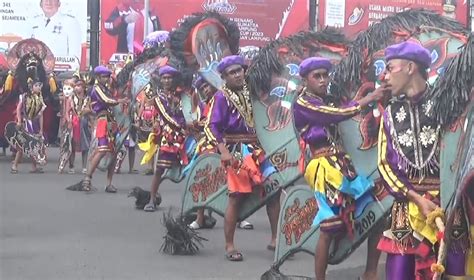 HUT Ke 341 Bandarlampung Atraksi Kesenian Dan Pawai Budaya Meriah