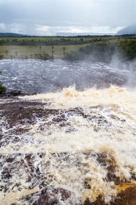 Canaima Lagoon waterfalls stock photo. Image of mist - 132287374