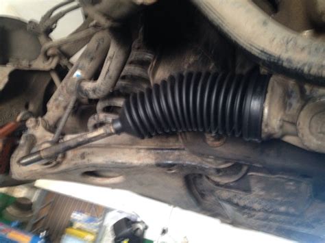 Замена пыльников рулевой рейки — Mercedes-Benz E-Class (W210), 2,3 л ...