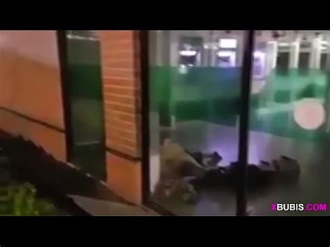 Venezolana Pillada Cogiendo En Banesco Banco En Venezuela Parte XVIDEOS