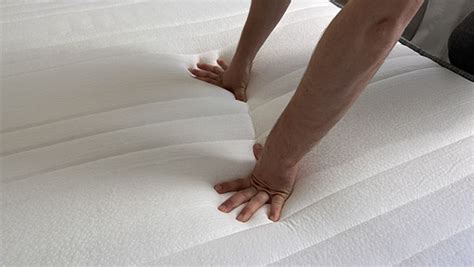 TOP 4 Best Hybrid Mattresses in Australia - Comfybeddy