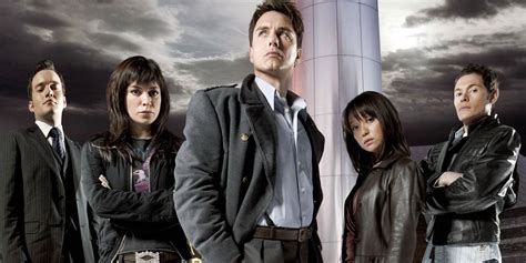 Doctor Who Torchwoods John Barrowman Returns In Latest Episode