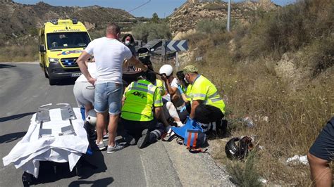 Herido Un Motorista En Un Accidente De Tr Fico Con Un Cami N En Los