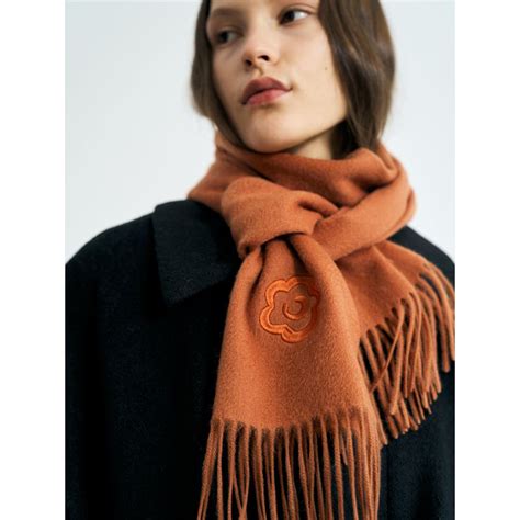 Lost In Warmth Classic Cashmere Scarf Caramel Lost Pattern Nyc