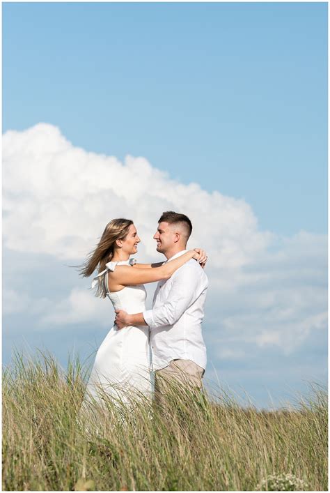 Cassidy And Joe At Brant Point Lighthouse