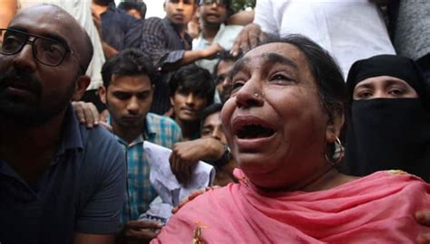 Missing JNU student Najeeb Ahmed's mother, 30 others detained during ...