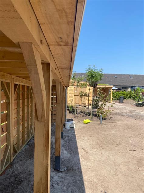 Houten Tuinhuis Met Overkapping Vechtdalbouwsystemen