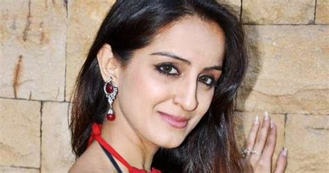 Mona Thiba Amazing Beuaty Hot And Sexy Baby Bollywood Actress HD Wallpaper Collection Free