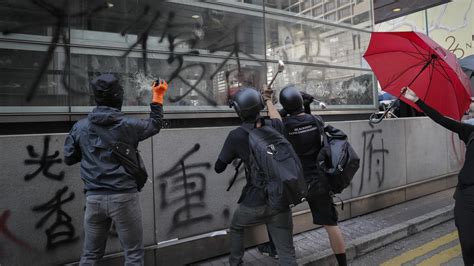 Hong Kong Protesters Defy Police And Barricade Streets