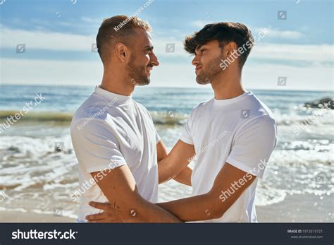 Gay Beach Images Photos Et Images Vectorielles De Stock Shutterstock