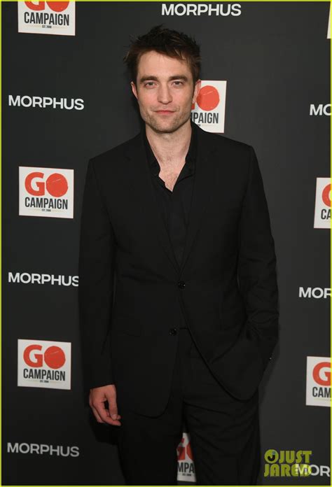 Robert Pattinson Was Once Asked What It S Like Being So Hot Photo 4988148 Robert Pattinson