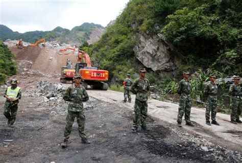 陕西山阳山体滑坡58名失踪者家属分获60万元补偿直击现场澎湃新闻 The Paper