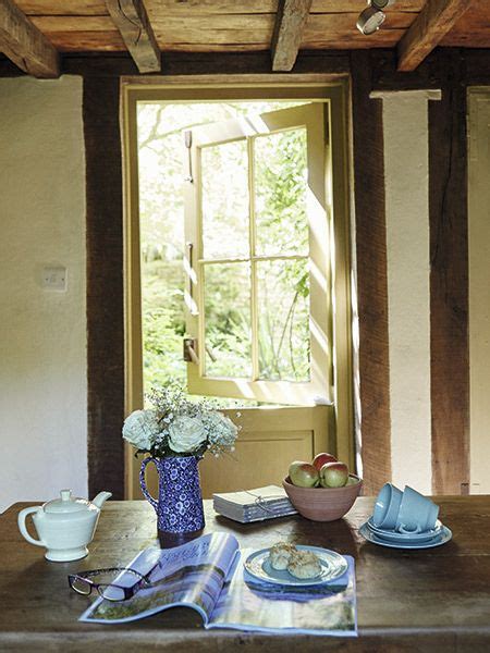 Dining Room In Th Century Cottage Cottages Interiors English Cottage