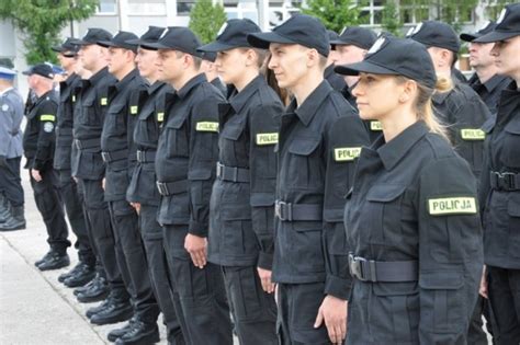 Nowi Funkcjonariusze Zasilili Szeregi Podlaskiej Policji Aktualno Ci