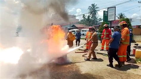 Rsud Pandan Gelar Pelatihan Dan Simulasi Penanggulangan Kebakaran