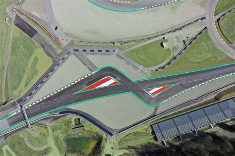 Photo Red Bull Adds A Chicane For Motogp F1 To Continue With Old Layout