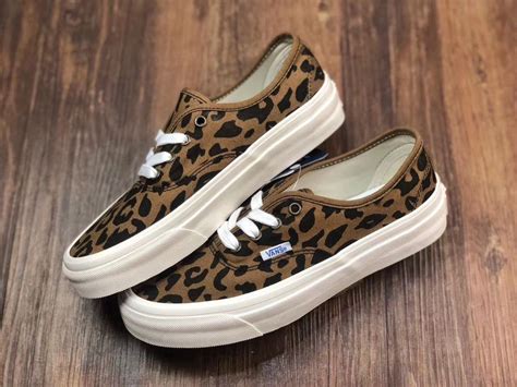 Кеды Vans - купить с доставкой по выгодным ценам в интернет-магазине ...