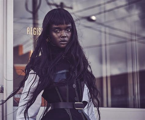 Duckie Thot By Nicole Bentley Graveravens