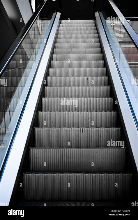 Escalator Stock Photo Alamy