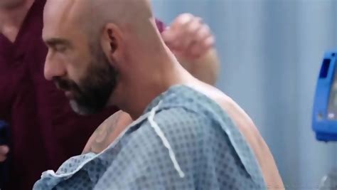 Sexo Gay Dibujó Sebastian Enfermera Jengibre Piercing Oso Desnudo