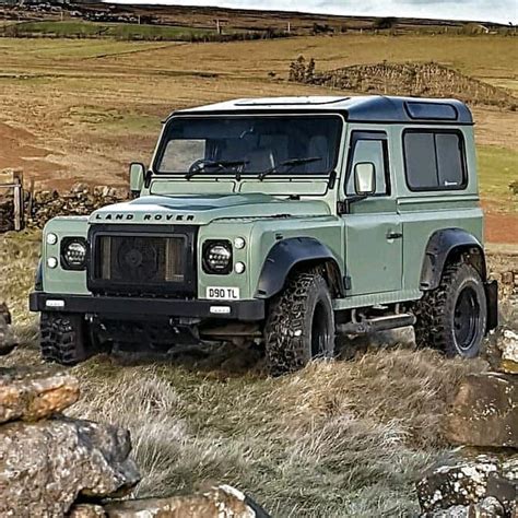 The Defender Of Uk Retrodefenders Follow Us Dailyoverland