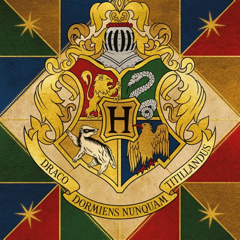 Hogwarts: Slytherin House - Crest - MinaLima